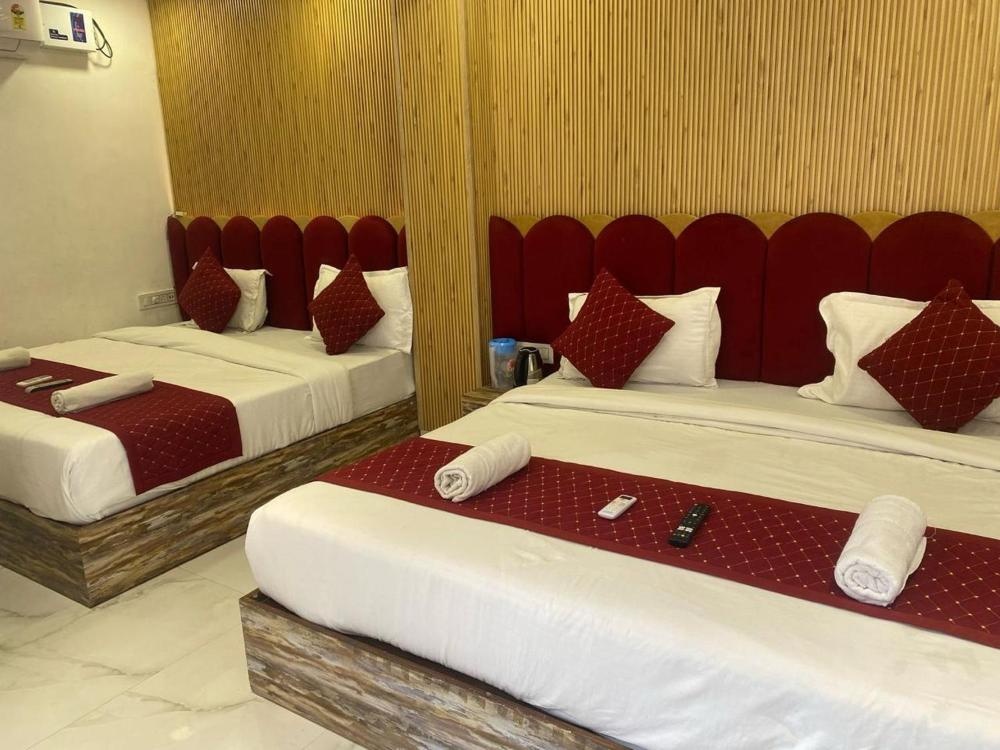 Room image 5