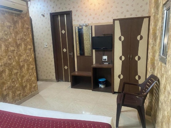 HOTEL ROBIN image 11