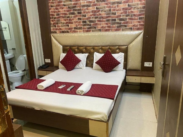 HOTEL ROBIN image 18