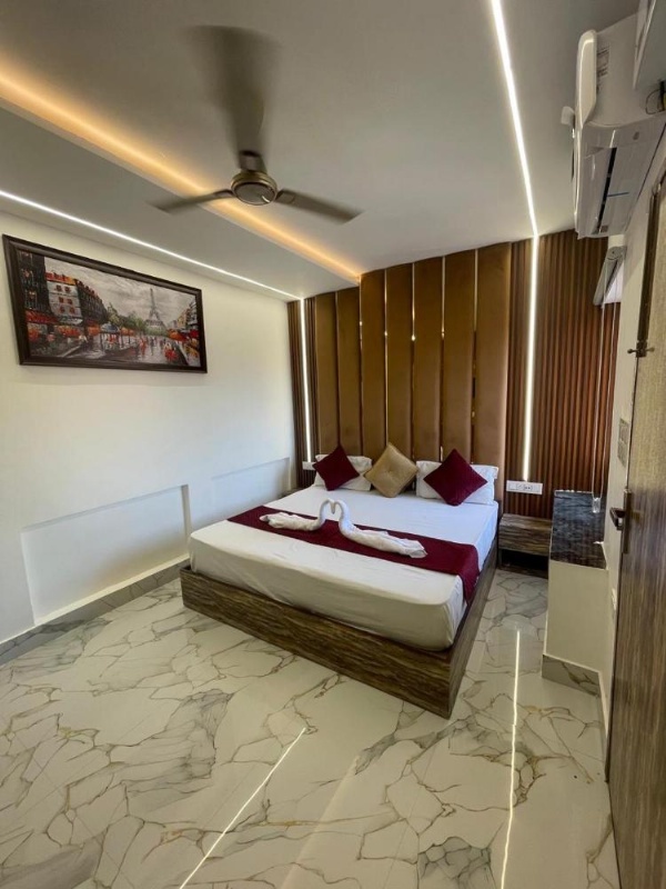 HOTEL ROBIN image 20